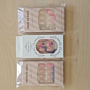 Press on nails